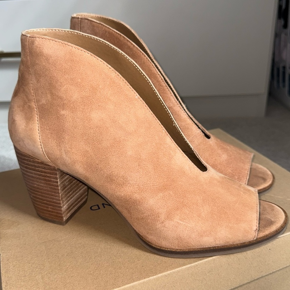 Lucky Brand Tan Suede Heeled Booties